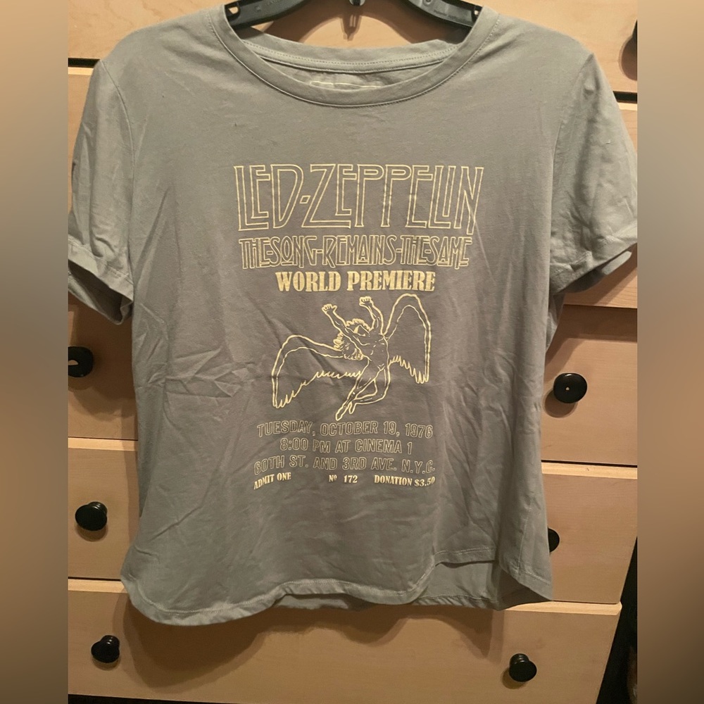 Maurice’s Graphic Tee
